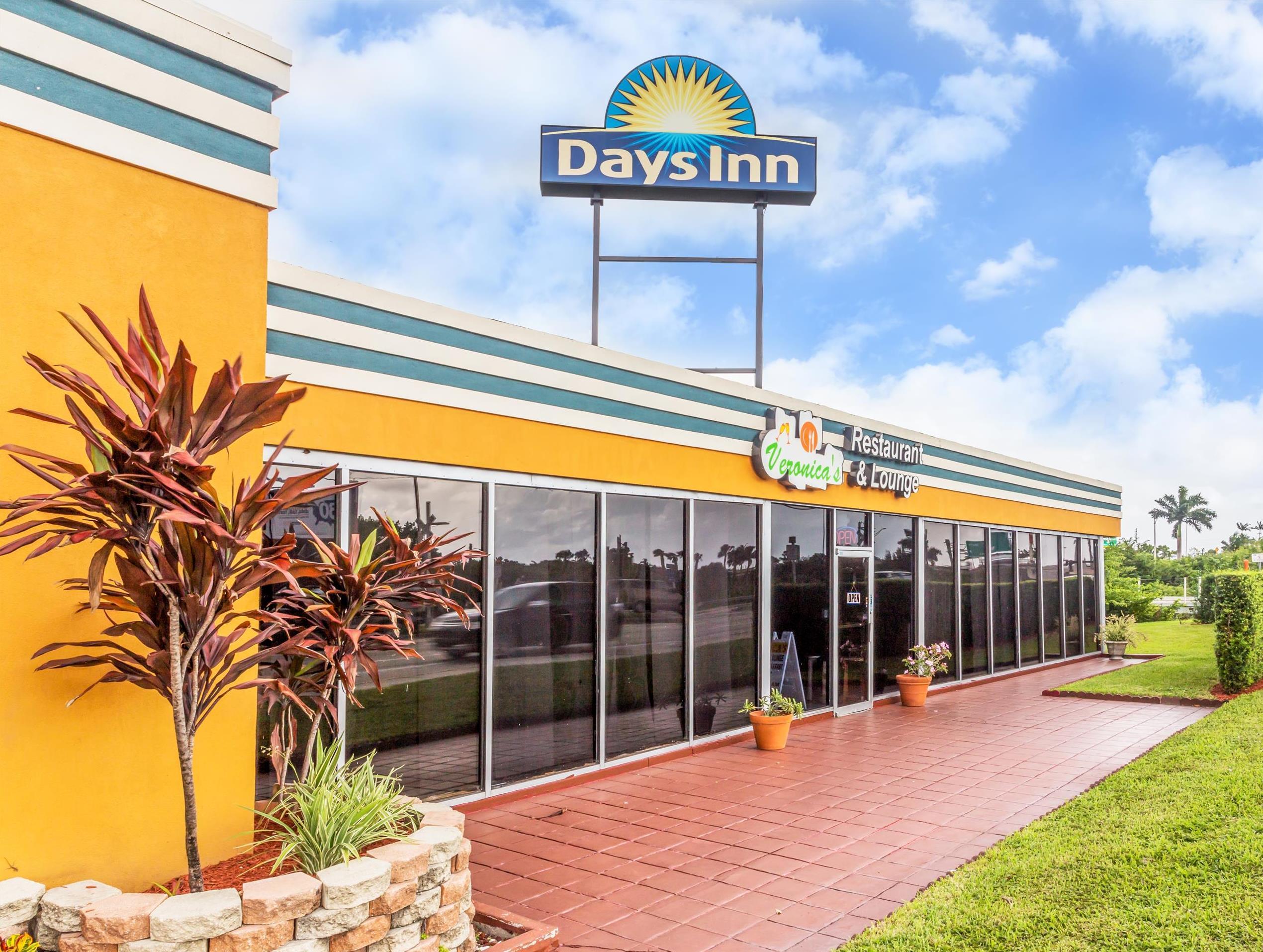 Days By Wyndham Lauderdale-oakland Park Airport N Wilton Manors