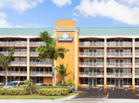 Hotel Days By Wyndham Lauderdale-oakland Park Airport N Wilton Manors